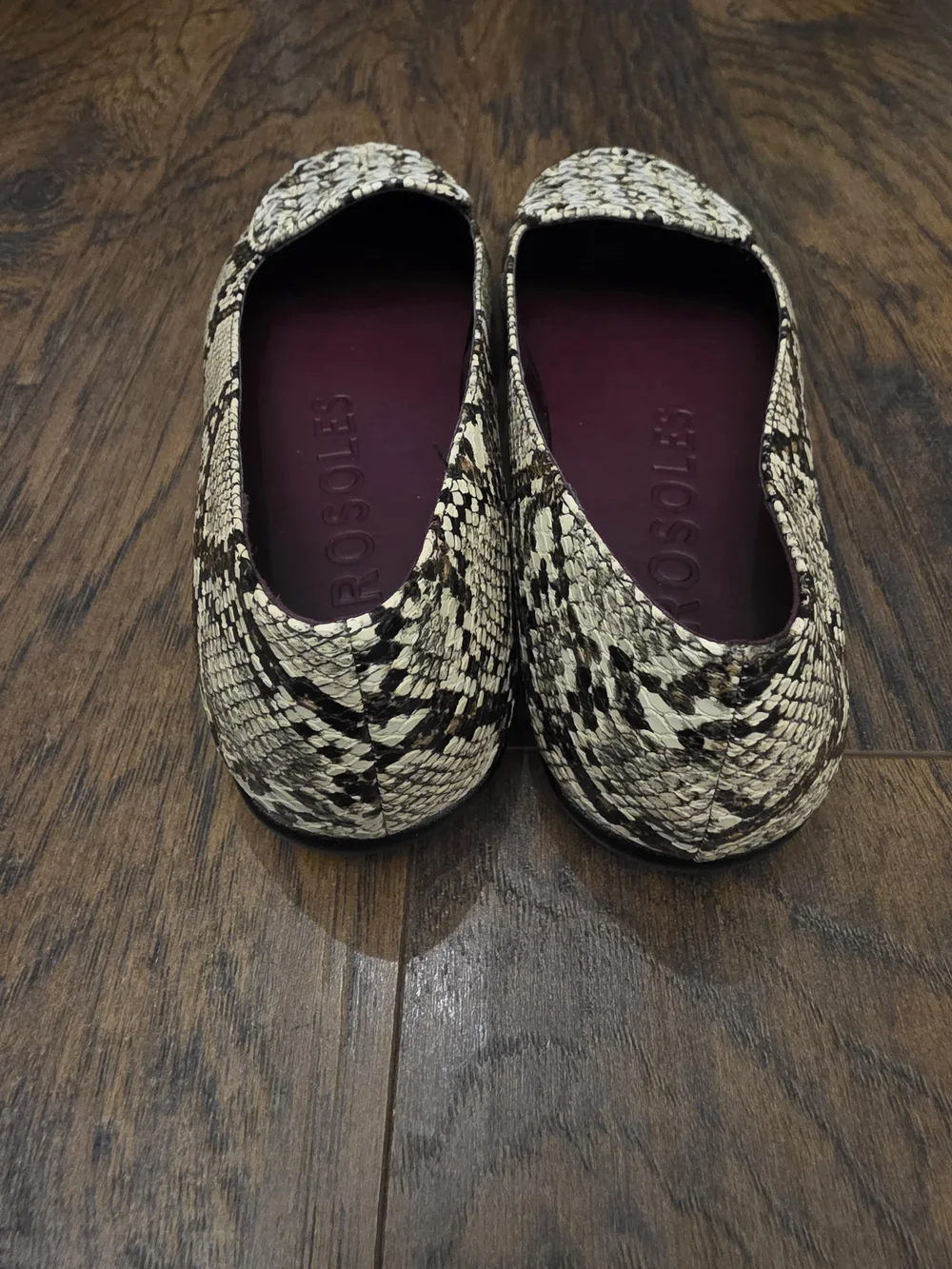 AEROSOLES slip loafers